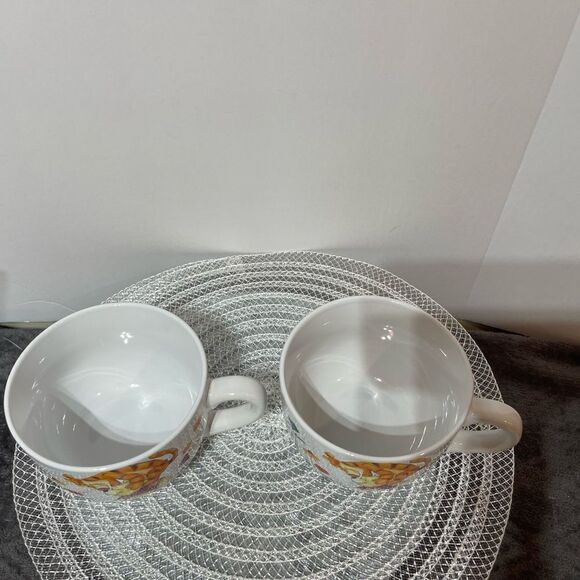 Disney Winnie the Pooh Among the Flowers Soup Mugs with handle set of 2 NWT - Picture 4 of 9